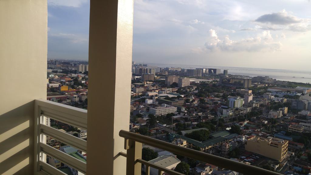La Verti Residences Sunset View Manila Eksteriør billede
